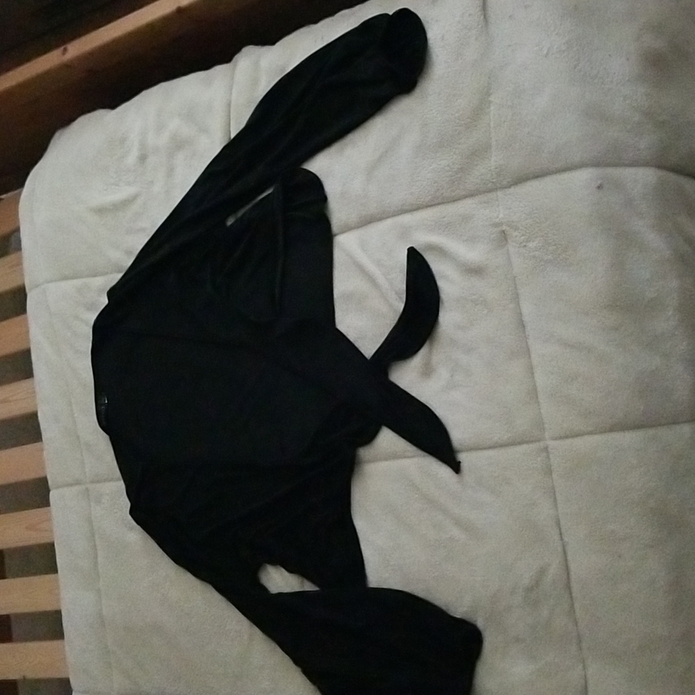 Boohoo Black Crop Cover